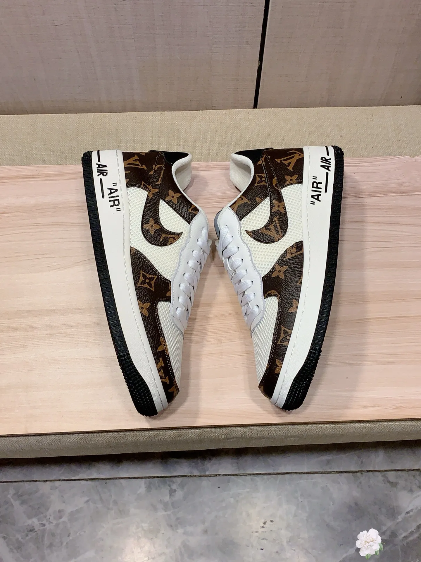 Men's Men's Shoes 💰442💰💰🎩🎩[Lightning][Lightning] "Lv*" Latest•hot style casual shoes, top brand [Seduce] luxury~purchase, top~quality. [Strong] The upper is made of imported breathable cowhide material ➕ breathable sheepskin feet (•) with fine workmanship. Original stylish and stylish soft rubber wear-resistant and non-slip outsole, light and comfortable on the feet, the real thing looks better when photographed, 305: code: 38-44, 3️⃣ colors selected